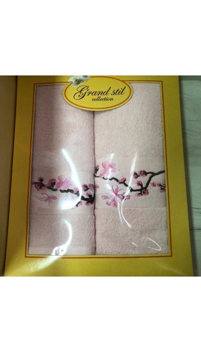 Подарочный набор махровых полотенец. Сакура розовая.