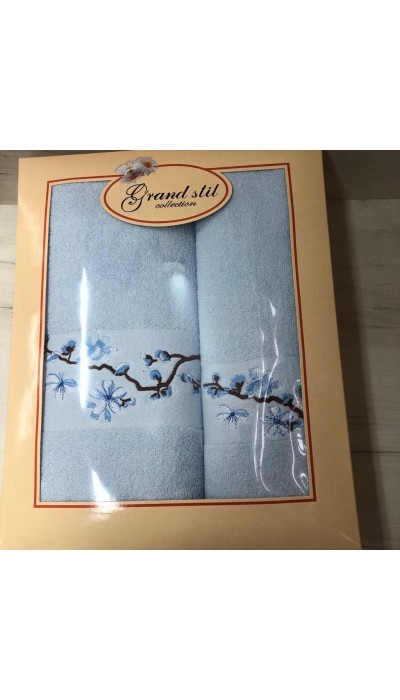 Подарочный набор махровых полотенец.Сакура голубая.